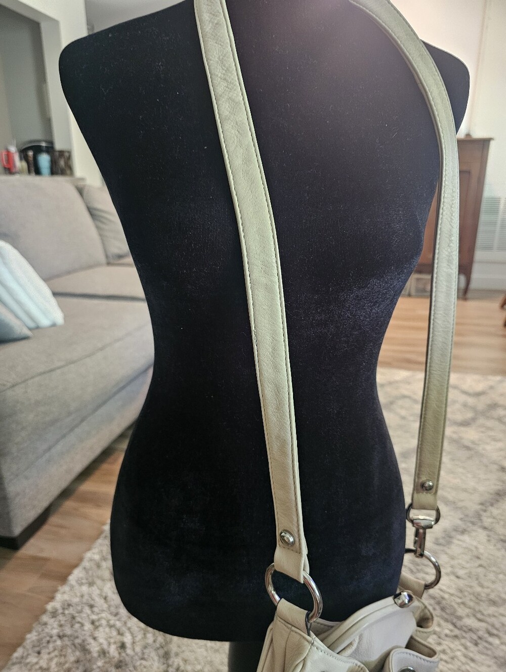 B. McKowsky Cream Drawstring Bucket Shoulder Bag - Picture 9 of 12